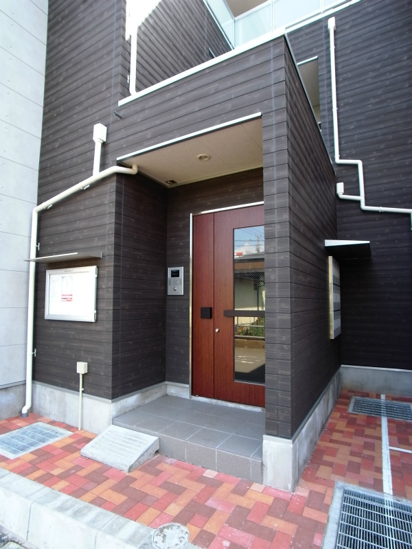 リブリ・ハナミズキ湘南台2階 エントランス