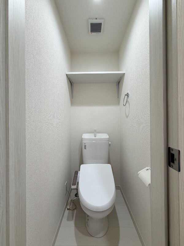 マーレ練馬高野台2階 トイレ