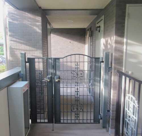 シエルグランデふなばし海神1階 ポーチ