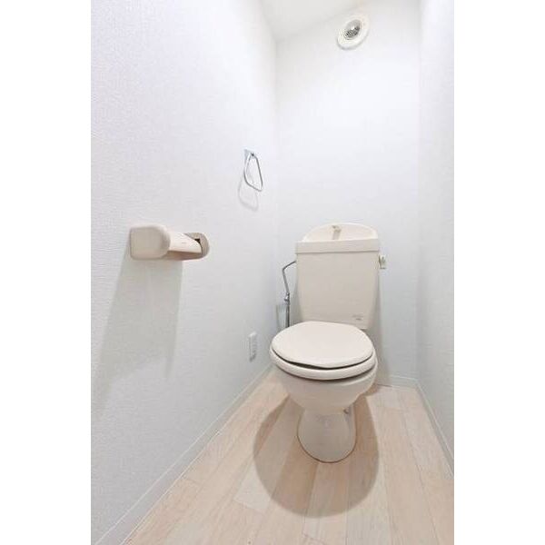 エムズ横浜0201号室 トイレ