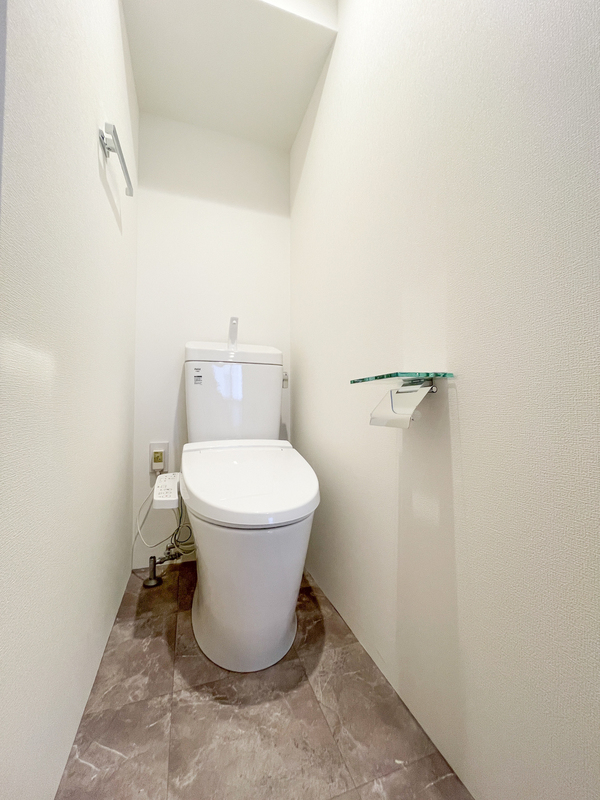 スフィア日本橋富沢町5階 トイレ