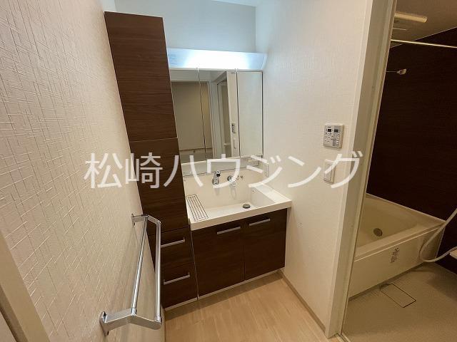 ＴＹ　ＨＯＵＳＥ1階 洗面