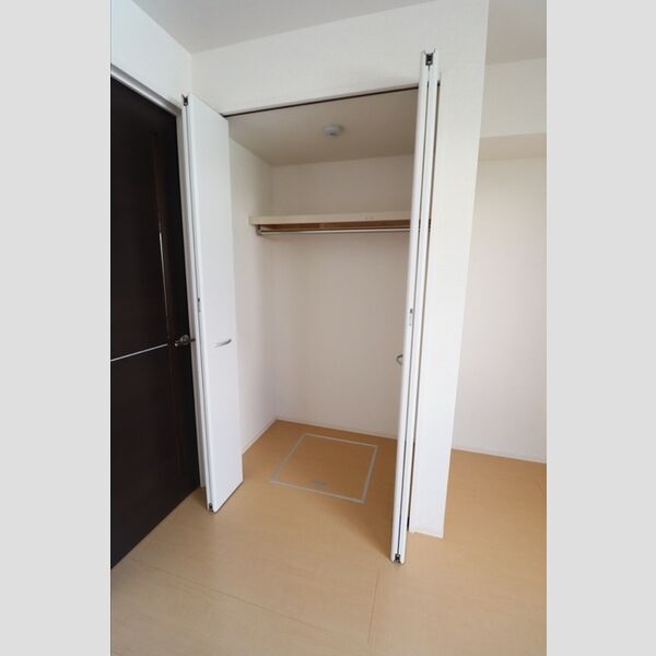 グランドソレイユBaba111号室 クローゼット