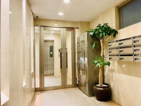 ティアラ恵比寿6階 エントランス