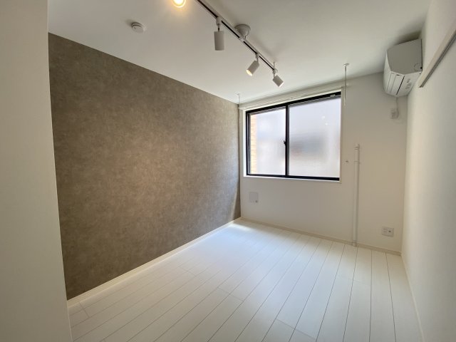 ベイルームヒルズ川崎102号室 寝室