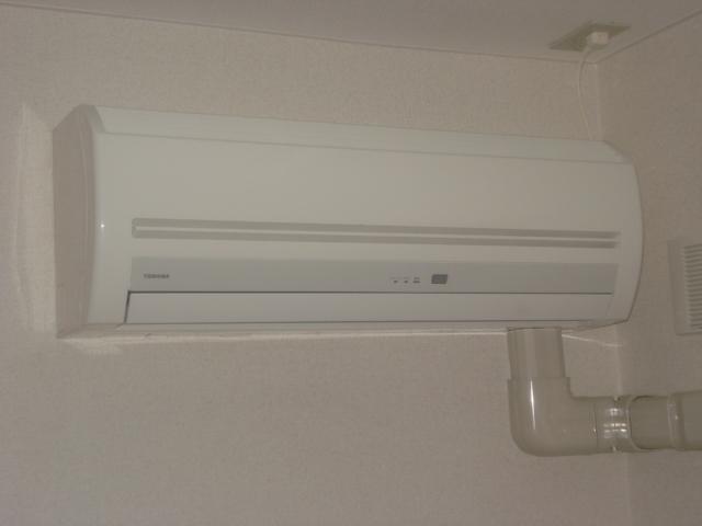 ペティハウス弐番館 エアコン