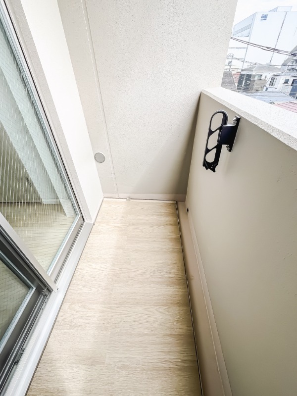 ドゥーエ王子神谷4階 バルコニー