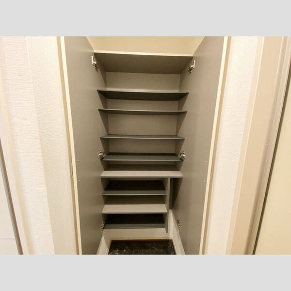 CRAPE MYRTLE 駒沢公園通り 202号室シューズボックス