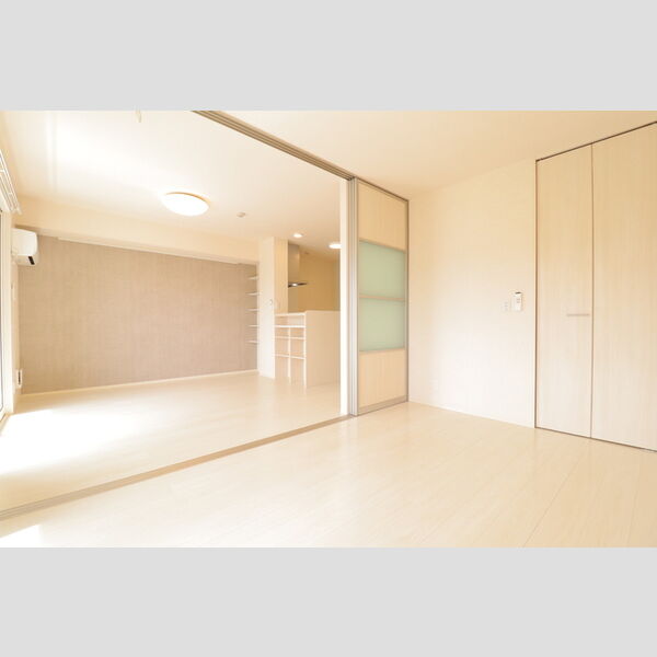 ロイジェントパークス レイクタウン Ⅲ　I 洋室・LDK