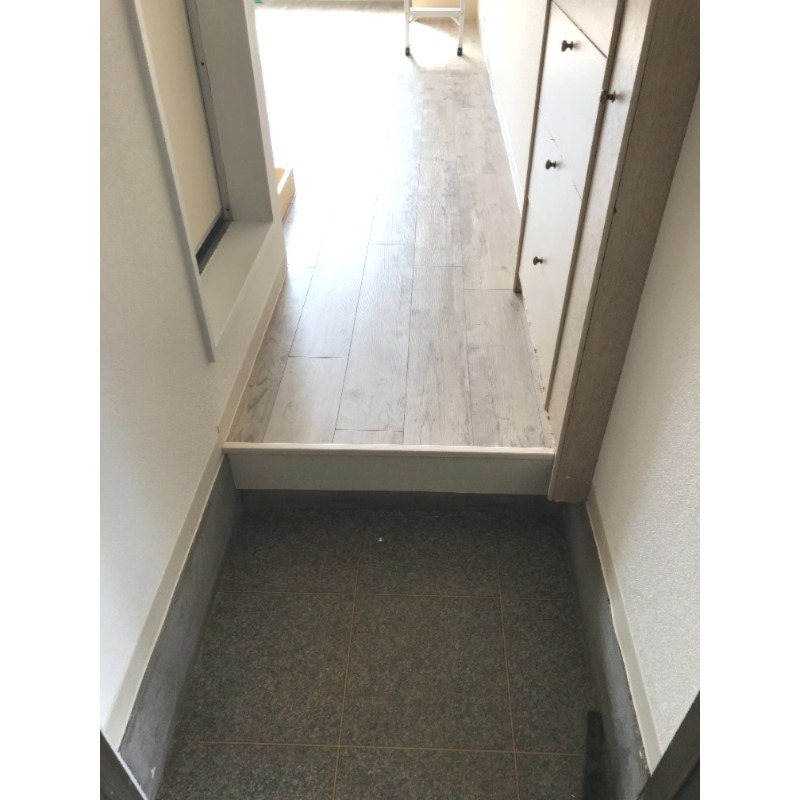 サンライズ ※別部屋写真参照