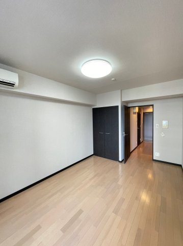 グラントゥルース田端501号室 寝室