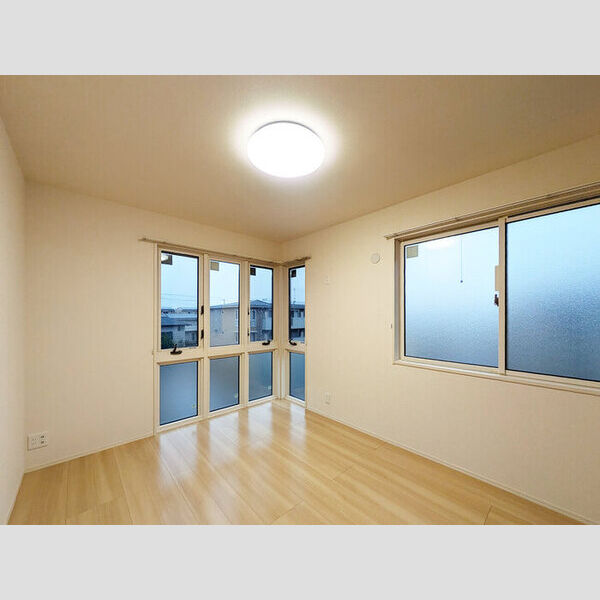 ロイジェントパークス レイクタウン Ⅱ　C301号室 洋室