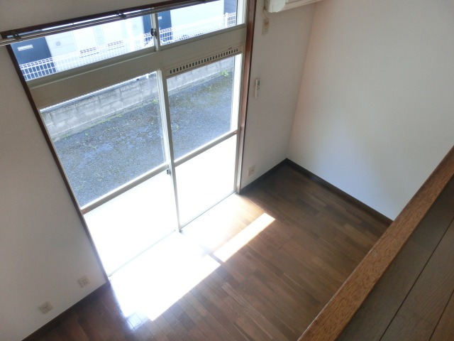 グリーンハイムB1階 リビング