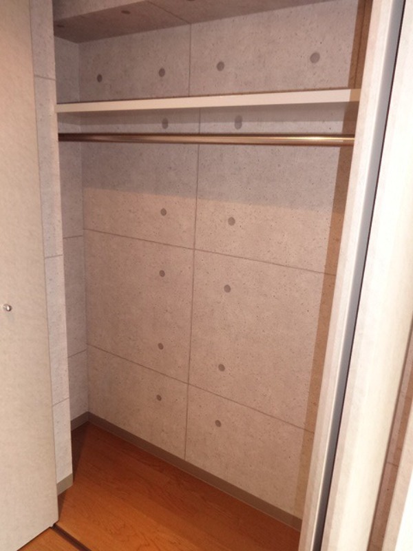 トーシンフェニックス高円寺弐番館 収納