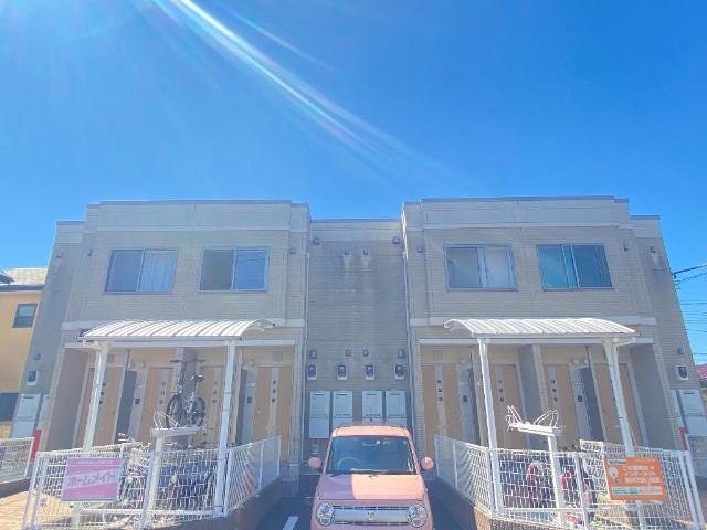 ルラーシュ 外観写真（昼）