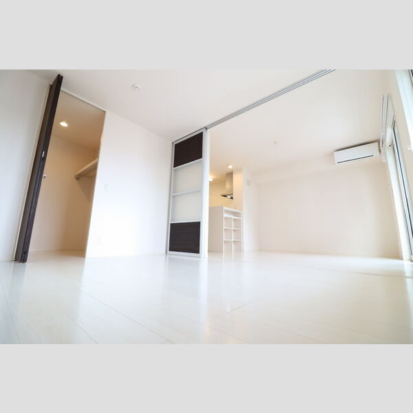 K・ユートピア　B202号室 洋室