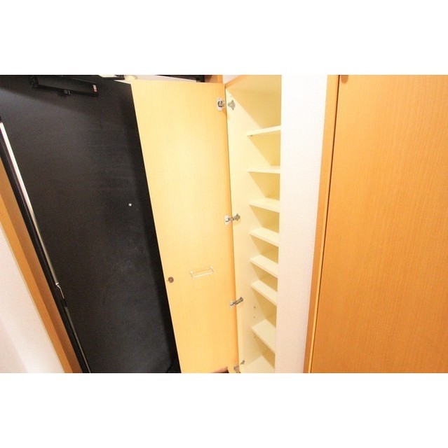 パーシモン湘南 301号室