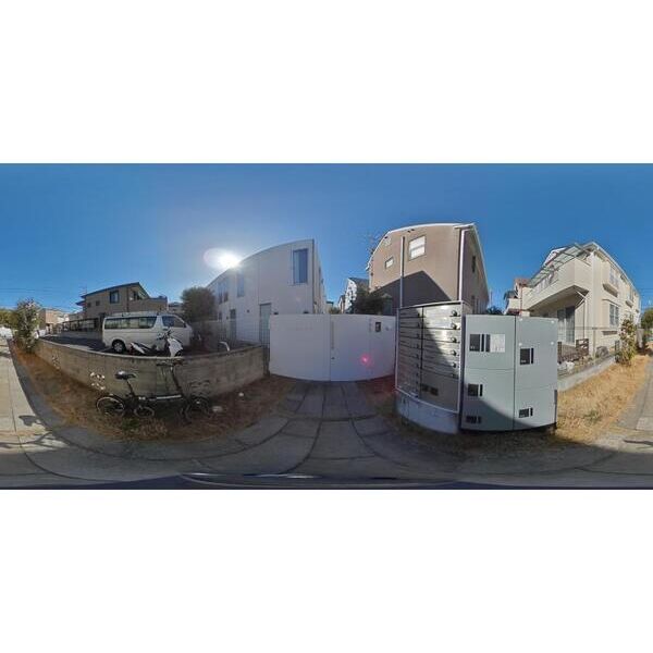 ニシオギソウ2号室 エントランス