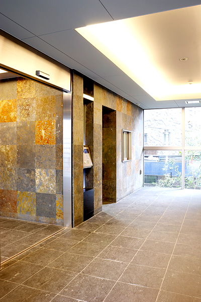 麻布台レジデンス3階 エントランス