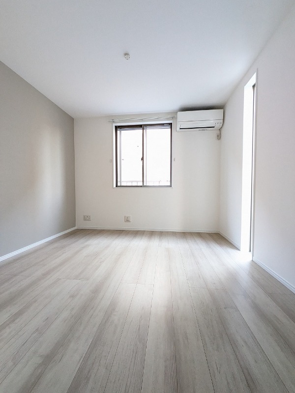 アリスワン南三咲(E-222)2階 部屋その他