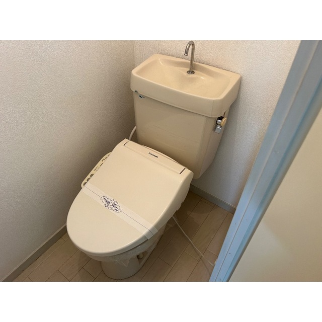 タリーハイム太田窪 内観