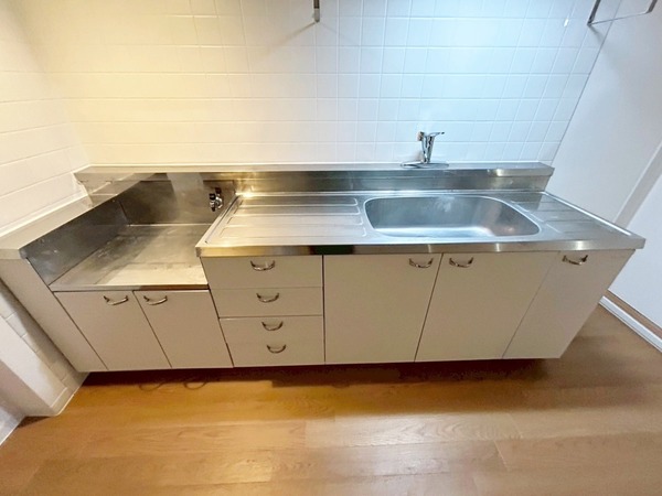 ハイム下鶴間502号室 キッチン