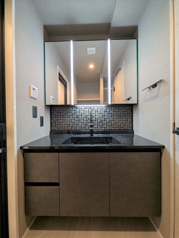 レジディア祐天寺1階 洗面