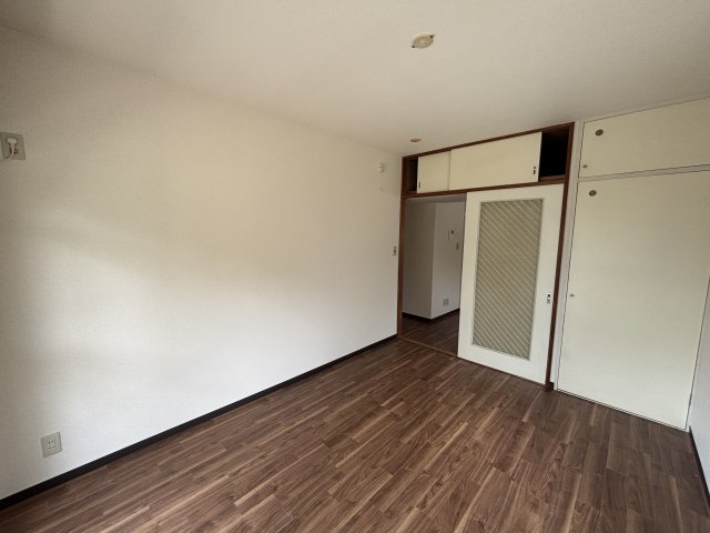 クレストパーク中台 内観