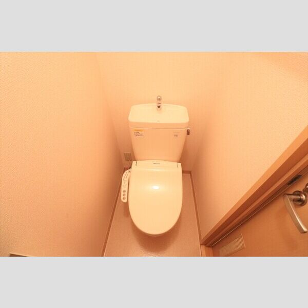 モナ・ミストラル越谷 温水洗浄暖房便座トイレ