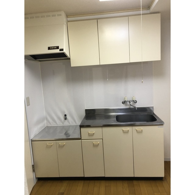 アーバンコート辻堂202号室 キッチン