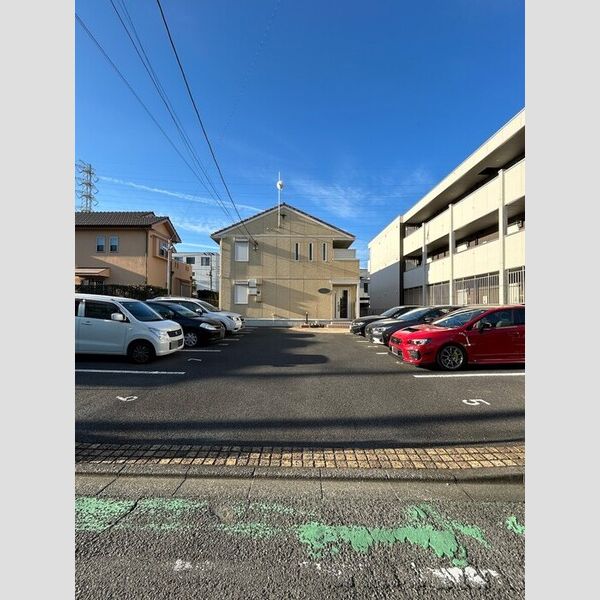 GRAND　CHARIOT 駐車場