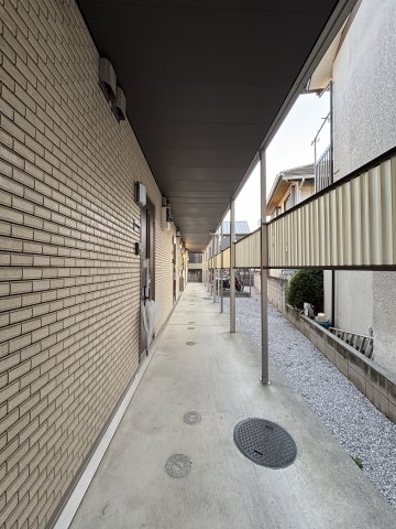 フローラルヴィレッジ101号室 ロビー