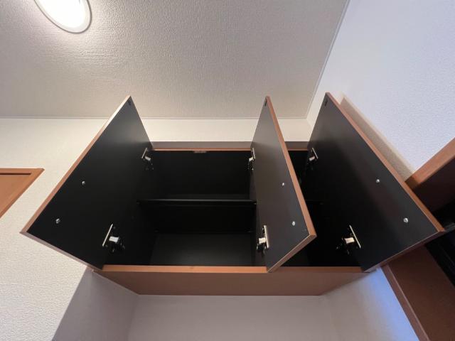 サン・キャッスル205号室 下駄箱