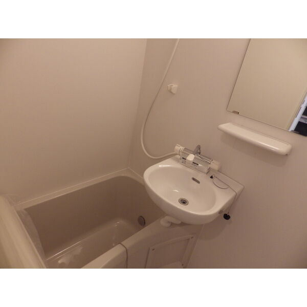 グローリア西蒲田105号室 同建物別部屋の参考画像