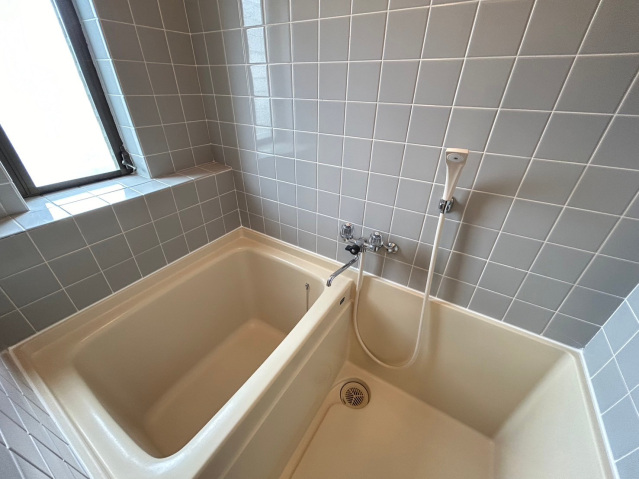 ＳＡＫＵＲＡ港南台1階 お風呂