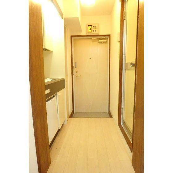 カスティル渋谷303号室 同建物別部屋の参考画像