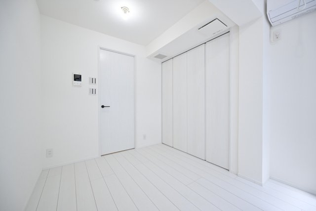 Ｔｈｅ　Ｒｅｓｉｄｅｎｃｅ　Ｎｉｈｏｎｂａｓｈｉ地下1階 洋室2