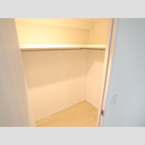 コリドール山手501号室 洋室ウォークインクローゼット
