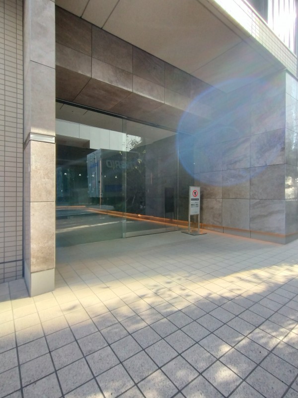 クレイシア新宿 エントランス