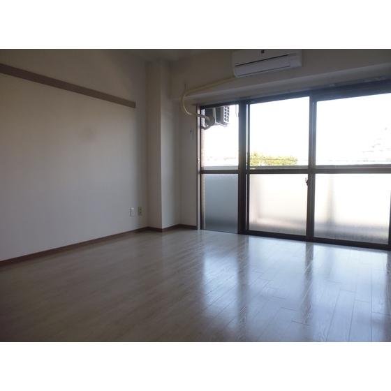 クレール武蔵野4階 内観