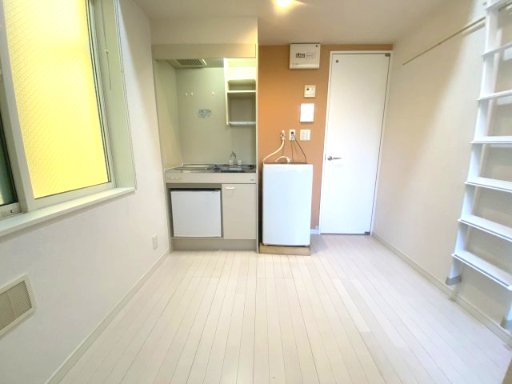 ユナイト末吉カルロ・ルビア105号室 ※家具家電プレゼント相談(残置物)