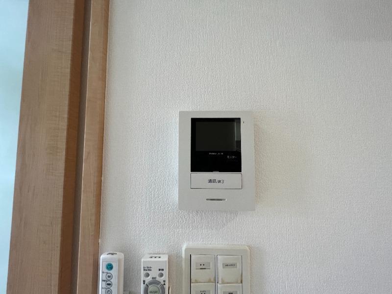 ルミナス2階 モニター付きインターホン