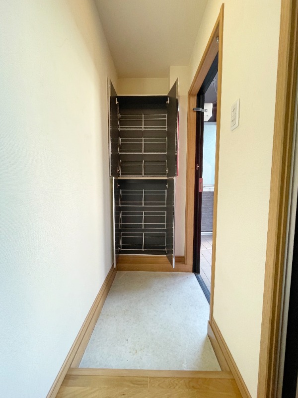 サルバドール 玄関