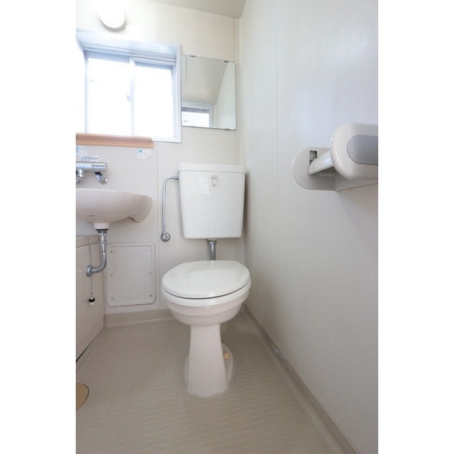 新田ハイツ 内観