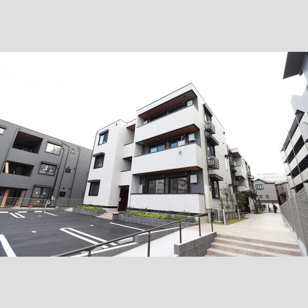 Blanc Cube(ブラン キューブ)101号室 建物外観