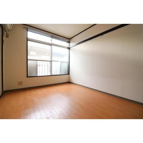 フォーブル若宮 リビング