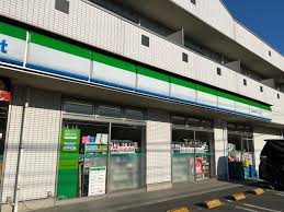 サンパレス4階 【コンビニエンスストア】ファミリーマート 練馬平和台二丁目店まで12ｍ