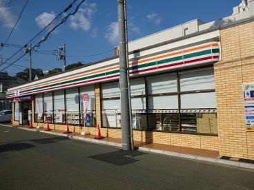 保土ヶ谷一戸建て 【コンビニエンスストア】セブンイレブン 横浜帷子町2丁目店まで218ｍ