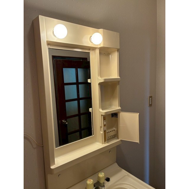 エムアイハイツ 内観