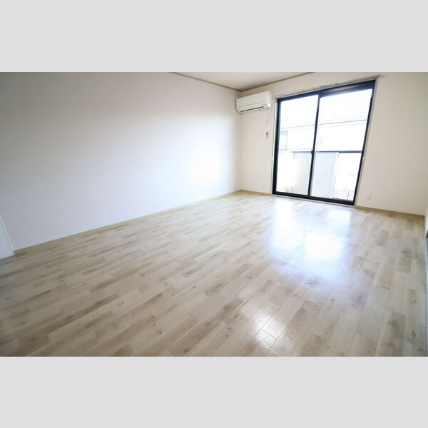 サンモール雄美202号室 LDK